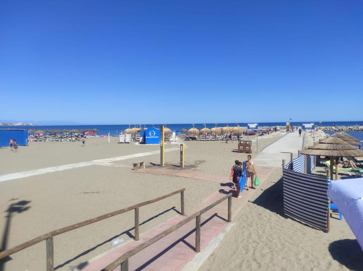 Los Boliches Holidays Suites فوينخيرولا المظهر الخارجي الصورة